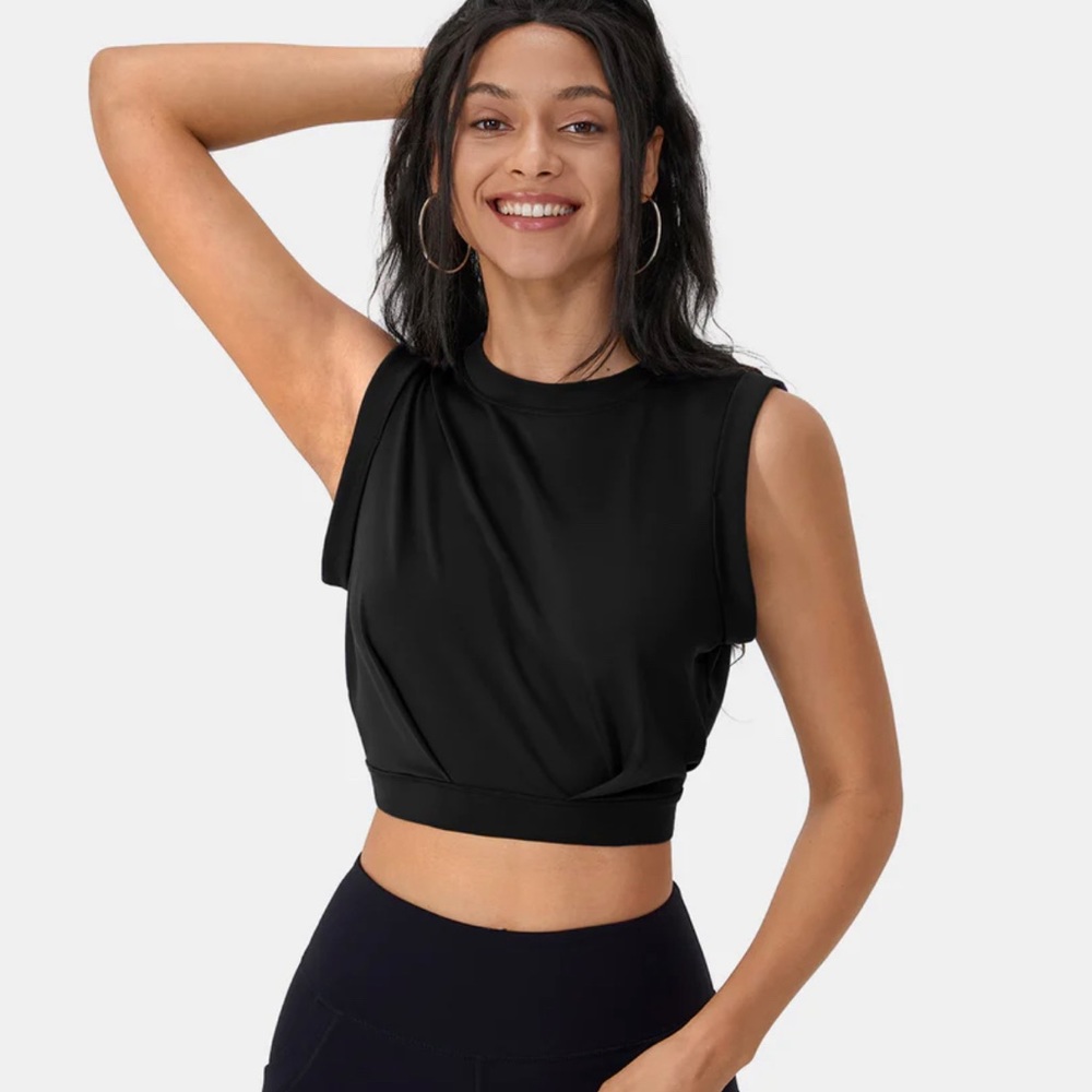 Crew Neck Sleeveless Cropped Yoga Tank Top - Size XS 🏷 NWT